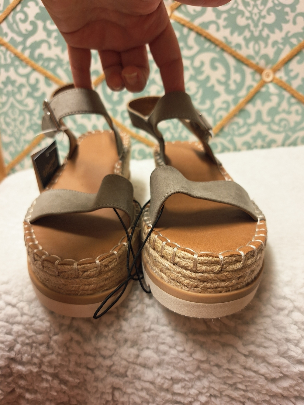 NWT Women's Taupe Espadrille Platform Sandals Sz 7.5 - Picture 11 of 16
